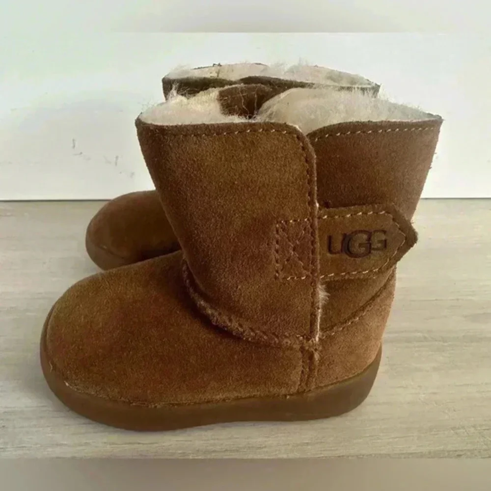 UGG Keelan Boots Baby Infant Toddler Kids Size 2/3 USA‎ Chestnut